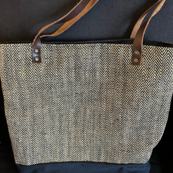 Sassy Sparrow tweed tote bag - Picture 2 of 3